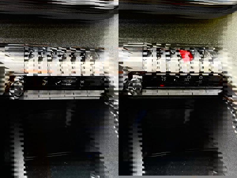 Image Peugeot 3008 II 1.5 Blue Hdi 130 Allure GPS Caméra Carplay Régul Clim auto Gtie 1 an